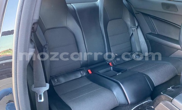 Comprar Usado Mercedes‒Benz C-Class Preto Carro em Ancuabe em Cabo Delgado Comprar Usado Mercedes‒Benz C-Class Preto Carro em Ancuabe em Cabo Delgado