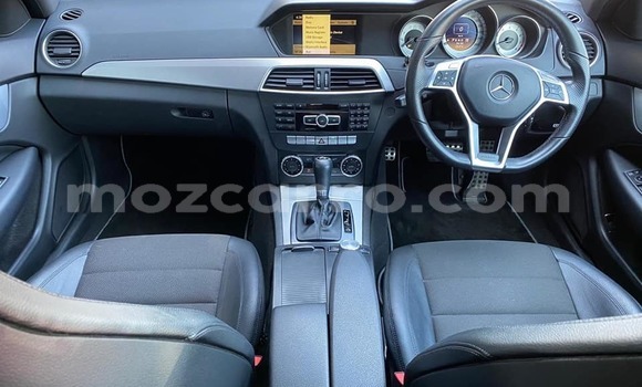 Comprar Usado Mercedes‒Benz C-Class Preto Carro em Ancuabe em Cabo Delgado Comprar Usado Mercedes‒Benz C-Class Preto Carro em Ancuabe em Cabo Delgado