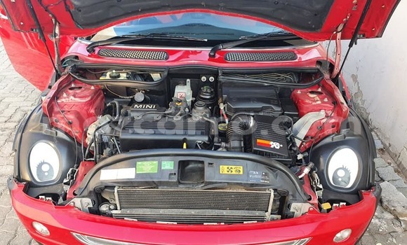 Buy Used MINI Cooper Red Car in Ancuabe in Cabo Delgado Buy Used MINI Cooper Red Car in Ancuabe in Cabo Delgado
