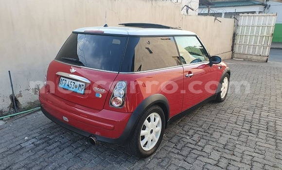 Buy Used MINI Cooper Red Car in Ancuabe in Cabo Delgado Buy Used MINI Cooper Red Car in Ancuabe in Cabo Delgado
