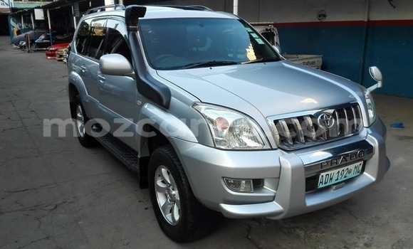 Comprar Usado Toyota Land Cruiser Prado Prata Carro em Ancuabe em Cabo Delgado