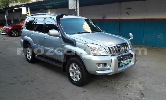 Comprar Usado Toyota Land Cruiser Prado Prata Carro em Ancuabe em Cabo Delgado Comprar Usado Toyota Land Cruiser Prado Prata Carro em Ancuabe em Cabo Delgado