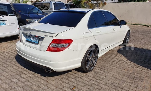 Buy Used Mercedes‒Benz C-Class White Car in Ancuabe in Cabo Delgado Buy Used Mercedes‒Benz C-Class White Car in Ancuabe in Cabo Delgado