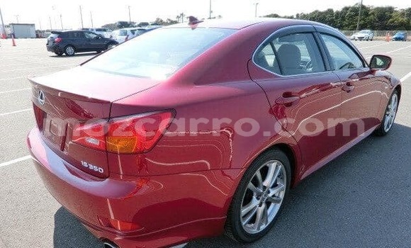 Comprar Usado Lexus IS Vermelho Carro em Ancuabe em Cabo Delgado Comprar Usado Lexus IS Vermelho Carro em Ancuabe em Cabo Delgado