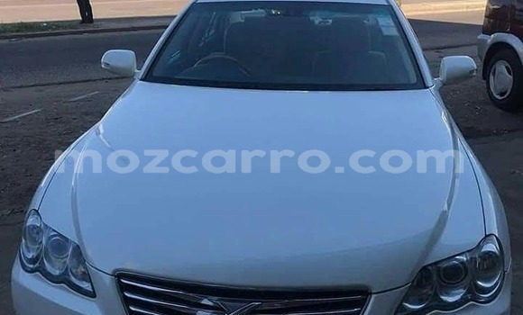 Comprar Usado Toyota Mark X Branco Carro em Ancuabe em Cabo Delgado