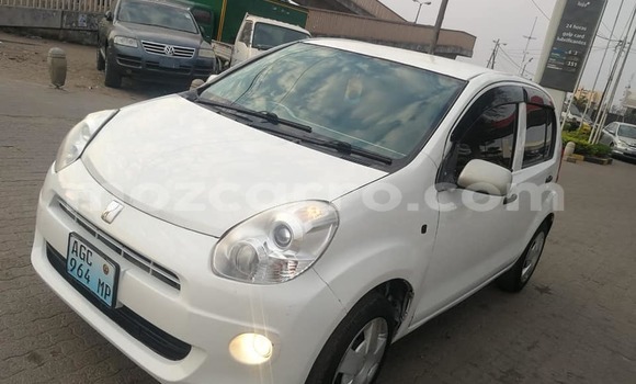 Comprar Usado Toyota Passo Branco Carro em Ancuabe em Cabo Delgado