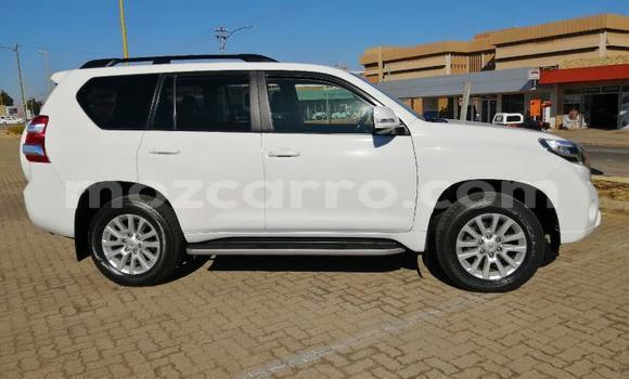 Comprar Usado Toyota Land Cruiser Prado Branco Carro em Maputo em Maputo Comprar Usado Toyota Land Cruiser Prado Branco Carro em Maputo em Maputo