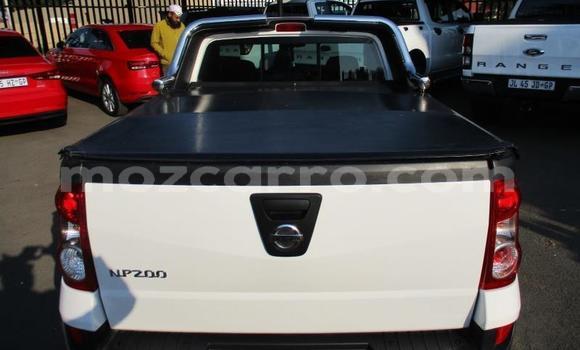 Tenga Tsaru Nissan NV200 Chena Mota in Balama in Cabo Delgado Tenga Tsaru Nissan NV200 Chena Mota in Balama in Cabo Delgado