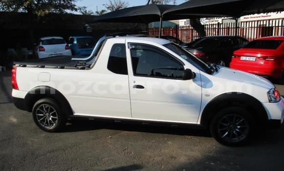 Tenga Tsaru Nissan NV200 Chena Mota in Balama in Cabo Delgado Tenga Tsaru Nissan NV200 Chena Mota in Balama in Cabo Delgado