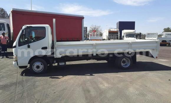 Buy Used Toyota Dyna White Truck in Balama in Cabo Delgado Buy Used Toyota Dyna White Truck in Balama in Cabo Delgado