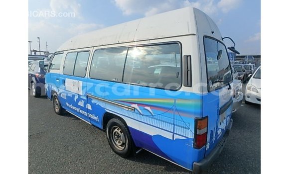 Tenga Imported Nissan Caravan Chena Mota in Import - Dubai in Cabo Delgado Tenga Imported Nissan Caravan Chena Mota in Import - Dubai in Cabo Delgado